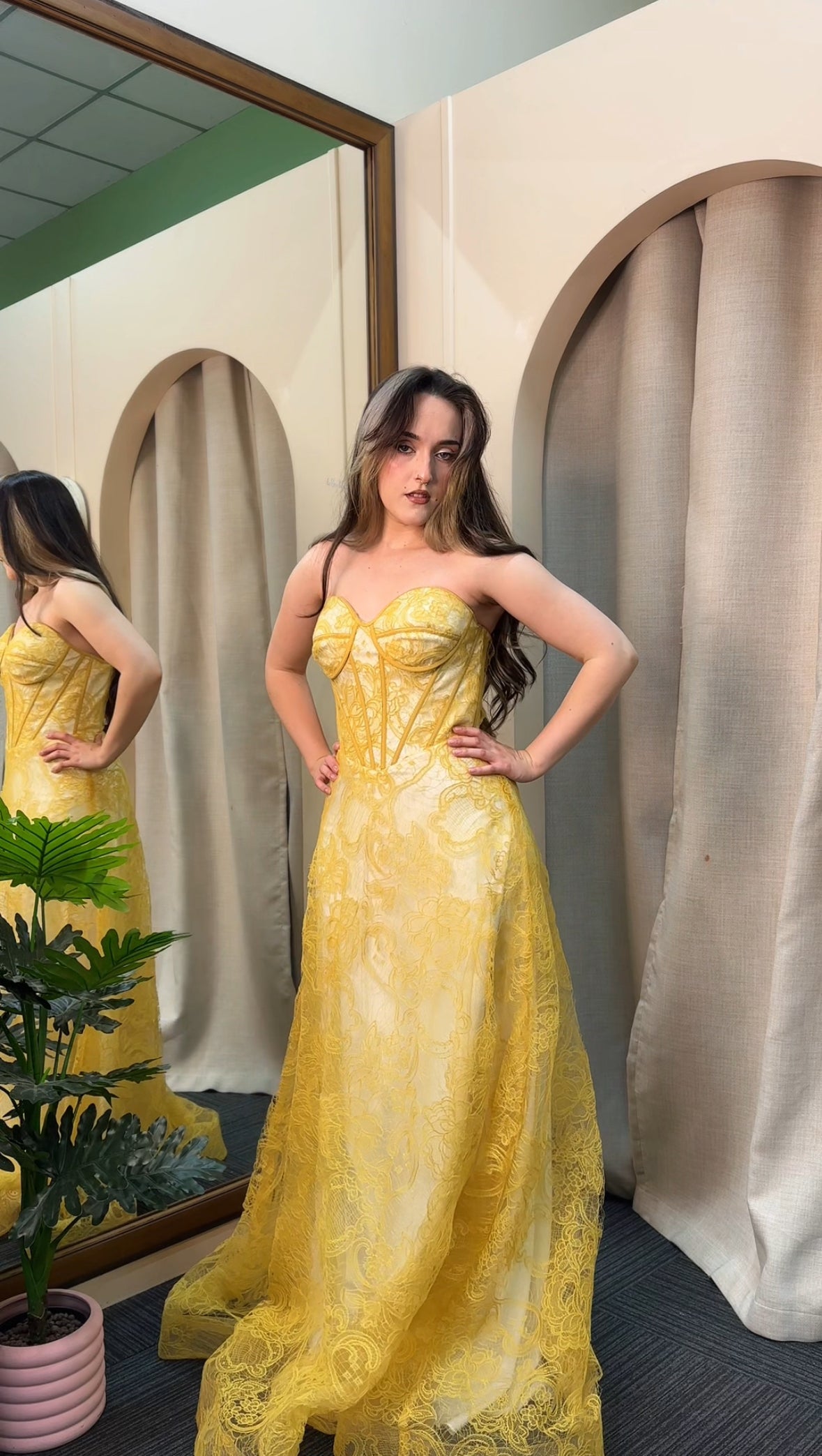 Marigold lace gown - 8