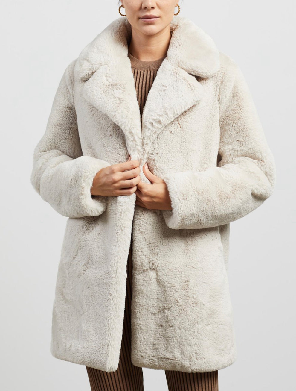 Ena Pelly faux fur coat COLOUR YOU BEAUTIFUL